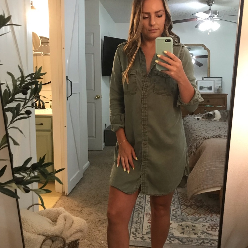 American Eagle Button Down Dress Small